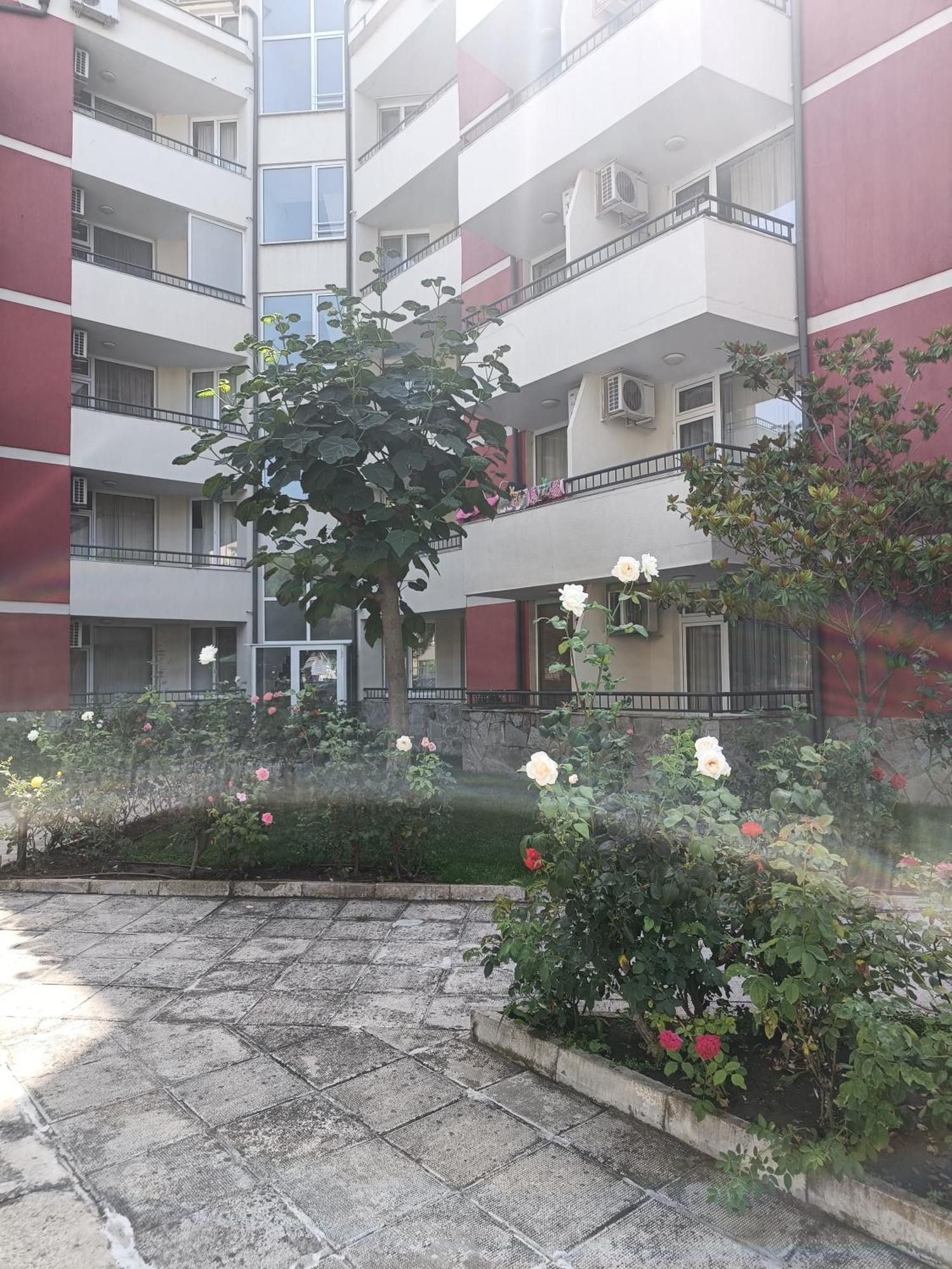 Rose Residence Sunny Beach Exterior photo