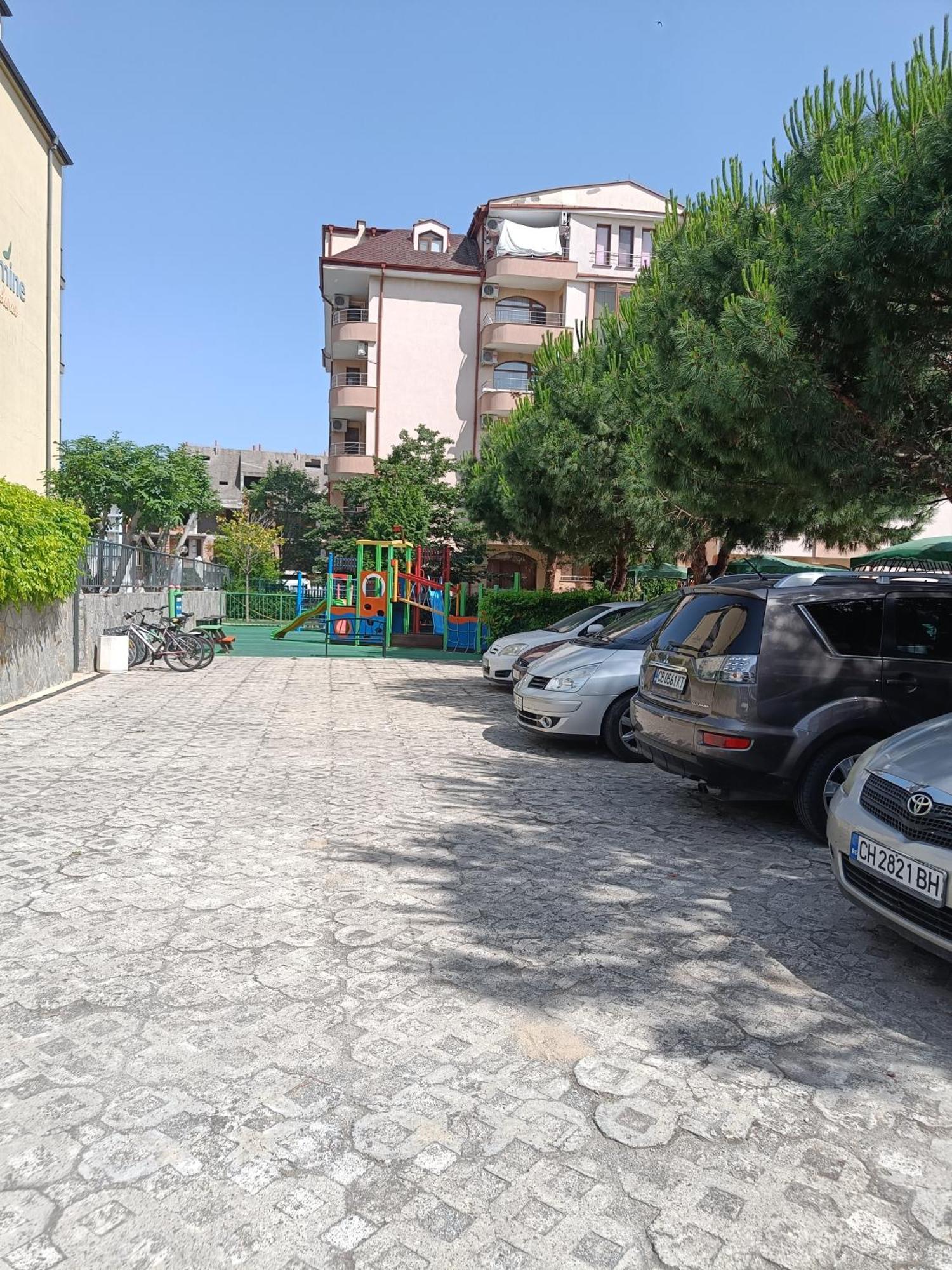 Rose Residence Sunny Beach Exterior photo